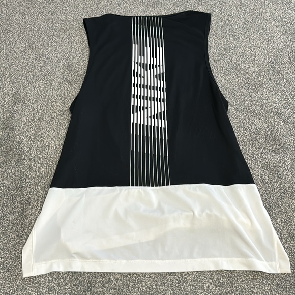 Nike Dri-Fit Training Suit - Picture 2 of 6